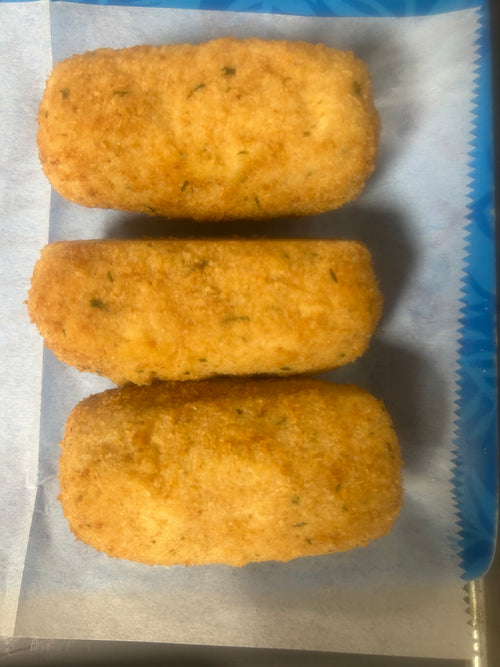 3 croquettes on a paper